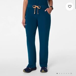 Figs Kade Cargo Pants